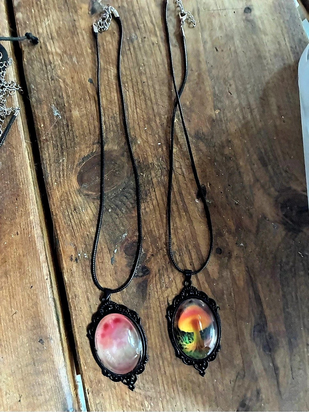 Multicolor Pendant Necklace Set